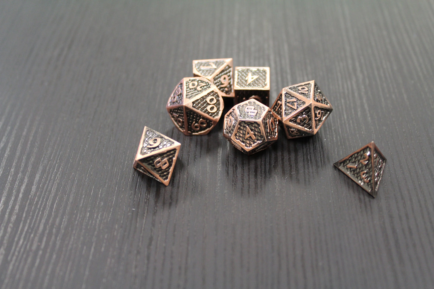Würfelset 7-teilig Drachenschuppen bronze