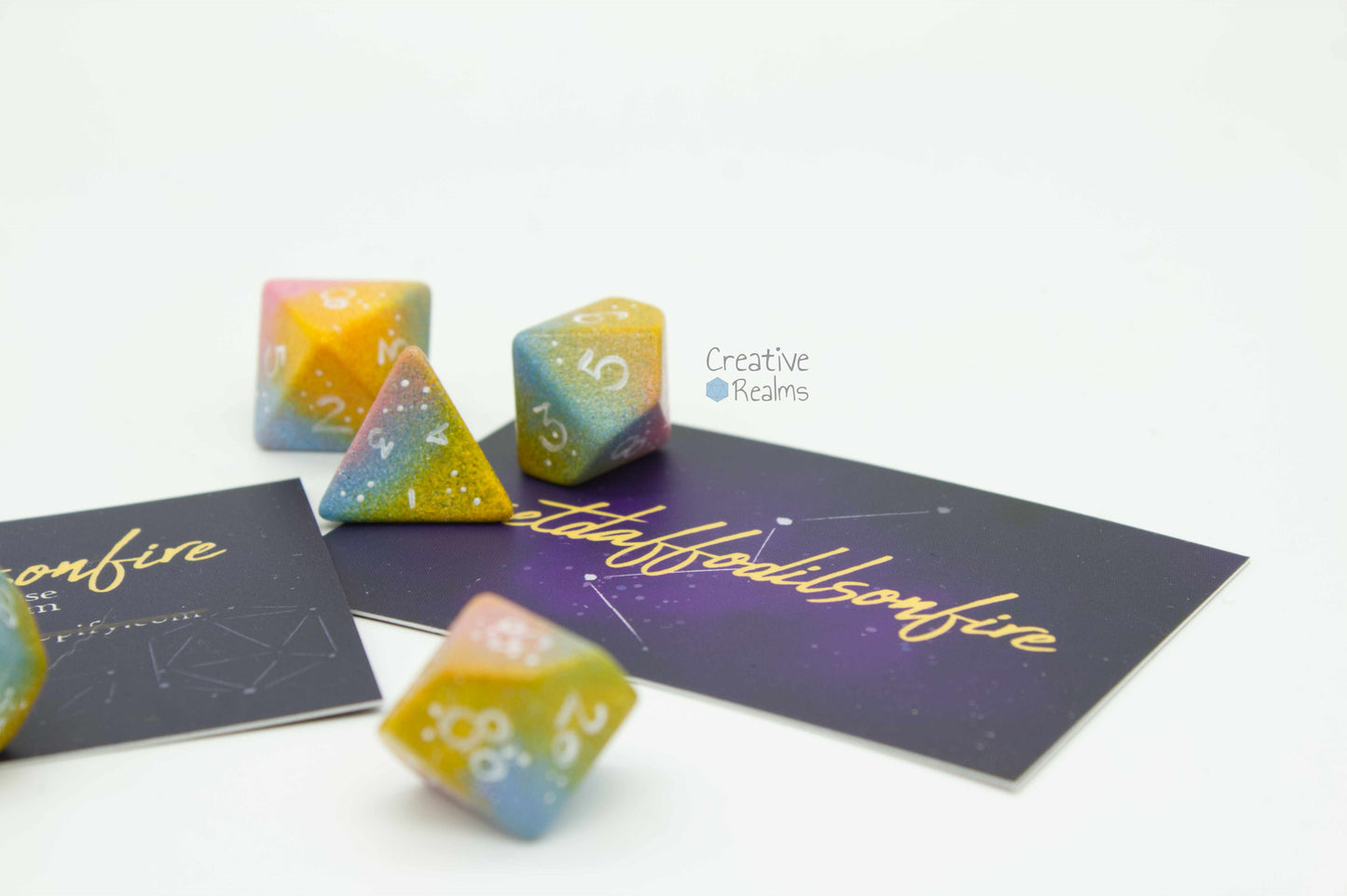 Würfelset 7-teilig Pride Galaxy Pansexual (SetDaffodilsOnFire, handbemalt)